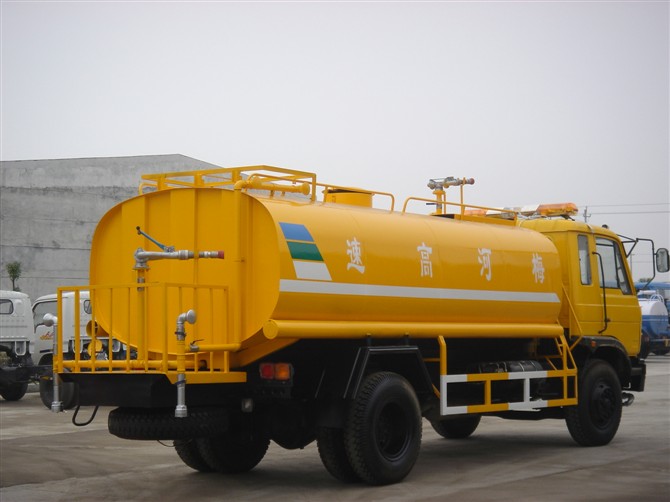 高速公路道路灑水車 高速公路道路灑水車