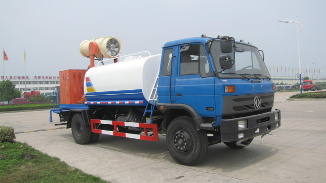 153噴藥車(chē) 153噴藥車(chē)