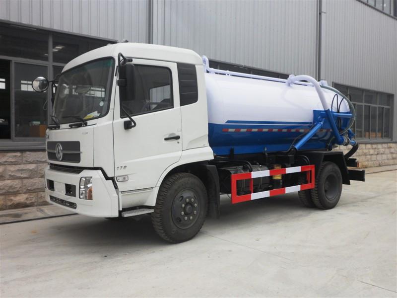 CSC5120GXWD4東風天錦10方吸污車