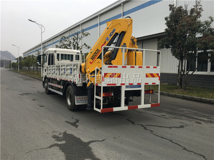 匯斯誠牌DWJ5161JJH型計量檢衡車(后) 匯斯誠牌DWJ5161JJH型計量檢衡車(后)