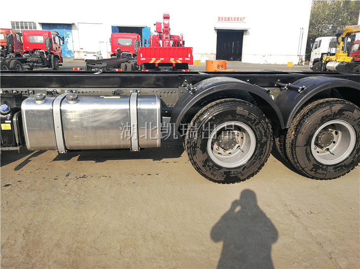 ��֬���ϓ�����ʽ